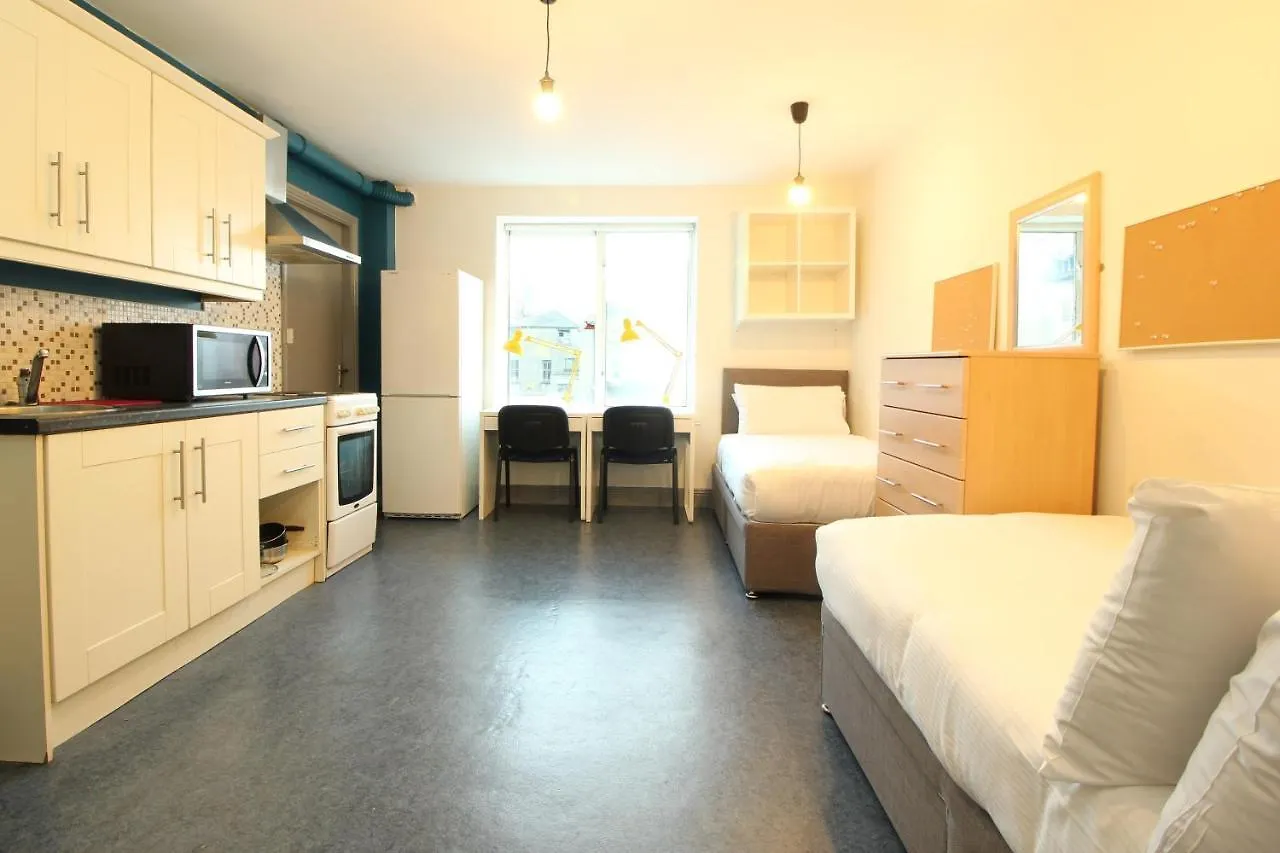 Tom Dick And Harriet'S Accommodation Dublin 3*,  Ireland