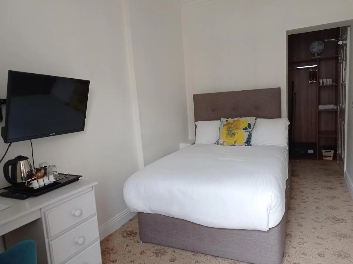 Tom Dick And Harriet'S Accommodation Dublin 3*,